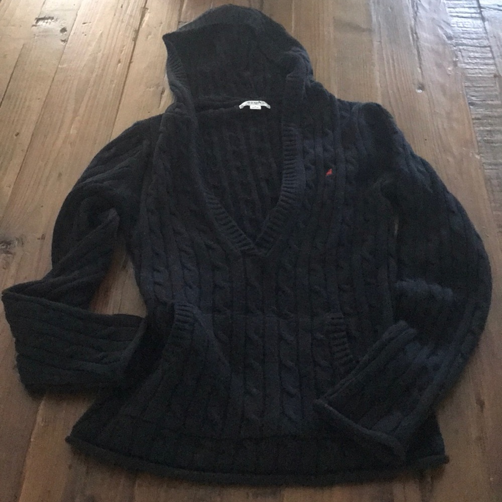 Cable knit pullover hoodie.  Like new. Old Navy
